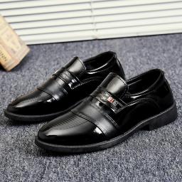 Leather shoes men's casual business format leather shoes breathable youth black men's leather shoes British Korean version of wedding men's shoes