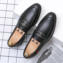 Men's small leather shoes large size Korean version of black business shoes Yinglun handsome men's shoes youth casual tide shoes