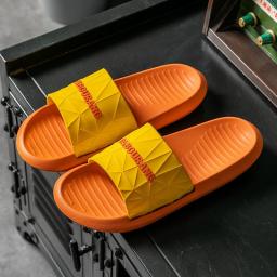 New product summer slippers Men wearing home room home dormitory bathrooms are easy to clean boys cold slippers female summer