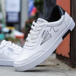 2022 Spring Men's Shoes Sneakers Men's Sports Leisure Shoes Student Korean Trending Permanent Permanent White Shoes Men