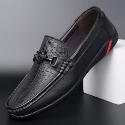 2022 Spring simple men's casual colloidal shoes men's set foot hollow black driving shoes leather peas beans men