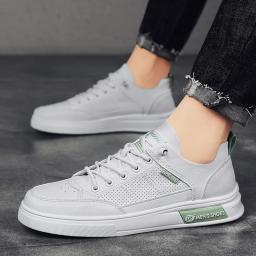 2022 Summer casual sneakers Fashion, simple breathable little white shoes Youth daily wear outdoor men's shoes