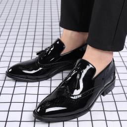 2022 new large size Korean version of black dress business casual leather shoes men's single shoes