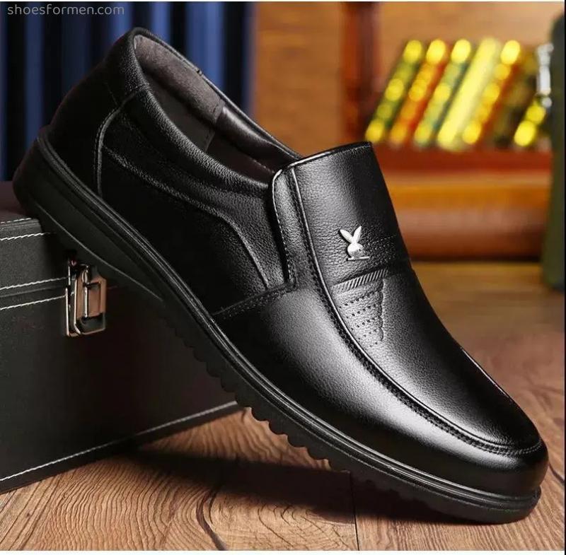 2022 new men's shoes business casual leather shoes breathable soft bottom middle-aged dad shoes
