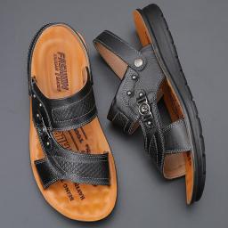 2022 new summer men's beach shoes leisure casual sandals, non -slip young sandals