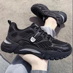 2022 Spring Men's Shoes Breathable Mesh Shoes Old Men's Shoes Casual Shoes Korean Version Of The Flying Weave Breathable Men's Sports Shoes