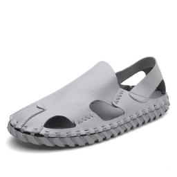 2022 trendy men's hollow sandals Baotou Beach Men's Cool Dragon Korean Version Fashion Leisure Outdoor Street Tide Men's Shoes