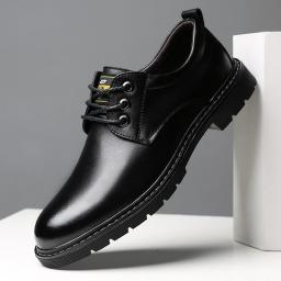 Autumn new men's business casual shoes Korean version of the light surface professional shoes increase the push skin shoes male two-layer leather