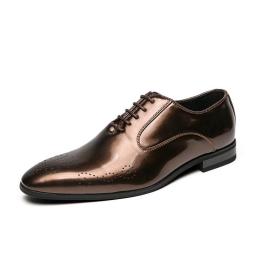 Bright surface solid color leather shoes men's fashion dress BLoke carving Oxford shoes