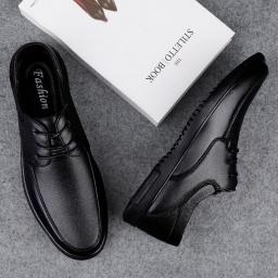 British Business Dress Shoes Men's Fashion Black Low-cost Cattle Skin Casual Shoes Office Professional Installed Men's Shoes