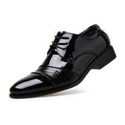 Business casual leather shoes men's bright faces sharp -headed professional work shoes four seasons single shoes wedding shoes small size men's shoes formal dressing shoes