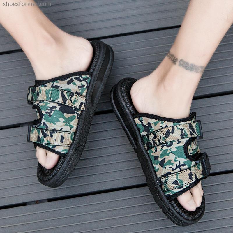 Camouflage slippers men wear summer fashion cool drag soft bottom Korean version of the magic stickers