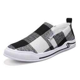 Canvas shoes men's casual cloth shoes 2022 new fashion, simple casual shoes, one foot kick men's shoes