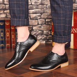 Cross-border large size 45 business men's shoes 46 spring and autumn new BLoke carving English-风 皮鞋 男