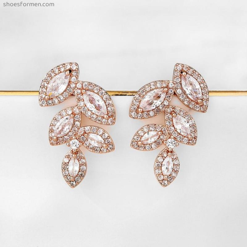 Fashion Vintage Jewelry Exquisite Leaf Zircon Stud Earrings for Womens Wedding Party Accessories Gifts