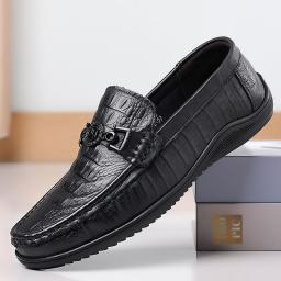 Large size business shoes men's shoes set foot casual shoes men's breathable soft soft bottom driving shoes to work leather peas beans shoes