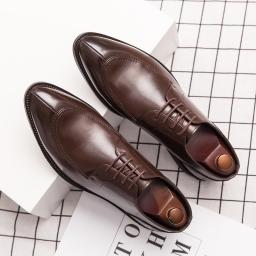 Large Size Men's Dress Shoes Pointed Light Low-top Ventilation Business Leather Shoes Wine Red Business Gentleman Shoes Men's Shoes