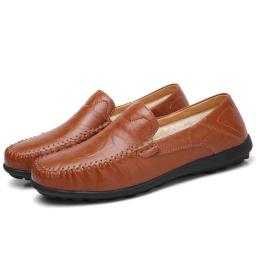 Large size men's plus velvet set lazy driving shoes fashion Korean casual leather shoes
