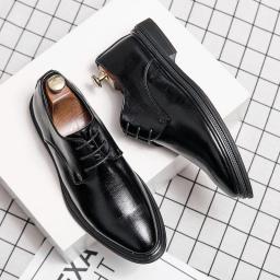 Leather shoes men's Korean version of British trend shoes casual business suitlang wedding shoes
