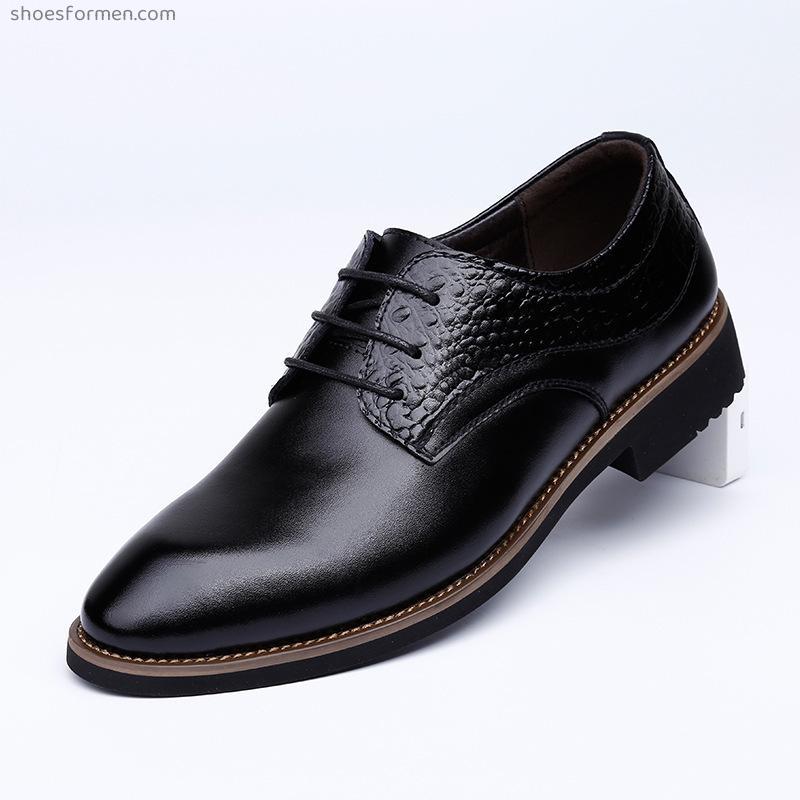 Leather shoes men's clothing youth black business casual Korean version of the Yingbloke carving