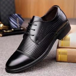 Leather shoes men's summer hollow men's British business leather shoes Korean casual shoes round head strap leather shoes