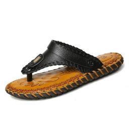 Male sandals leather head layer cowhide 2022 summer new fashion trend anti-skid 趾 man-slip men's slippers