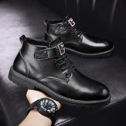Men's Martin Boots Cross-border Autumn And Winter New Fashion Trend Flat With Men's Skin Shoes Two-layer Leather Korean Version Of The Short Boots