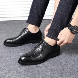 Men's business leather shoes 2022 new leather men's shoes Korean version of round head shoes men's shoes wedding shoes