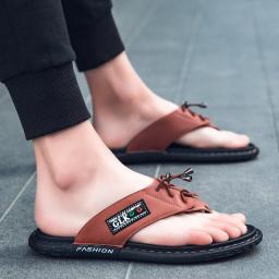 Men's leather human character drag outdoor summer casual cold drag pinch foot leather beach slippers