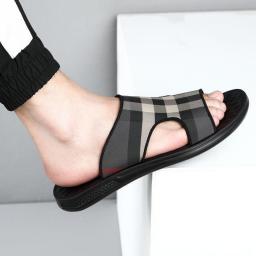 Men's sandal slippers Korean fashion trend summer men's shoes new non-slip exterior wearing Oxford flops shoes