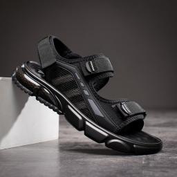 Men's sandals summer new outdoor leisure magic stickers men's sandals gas pad beach shoes latex soft bottom Roman shoes