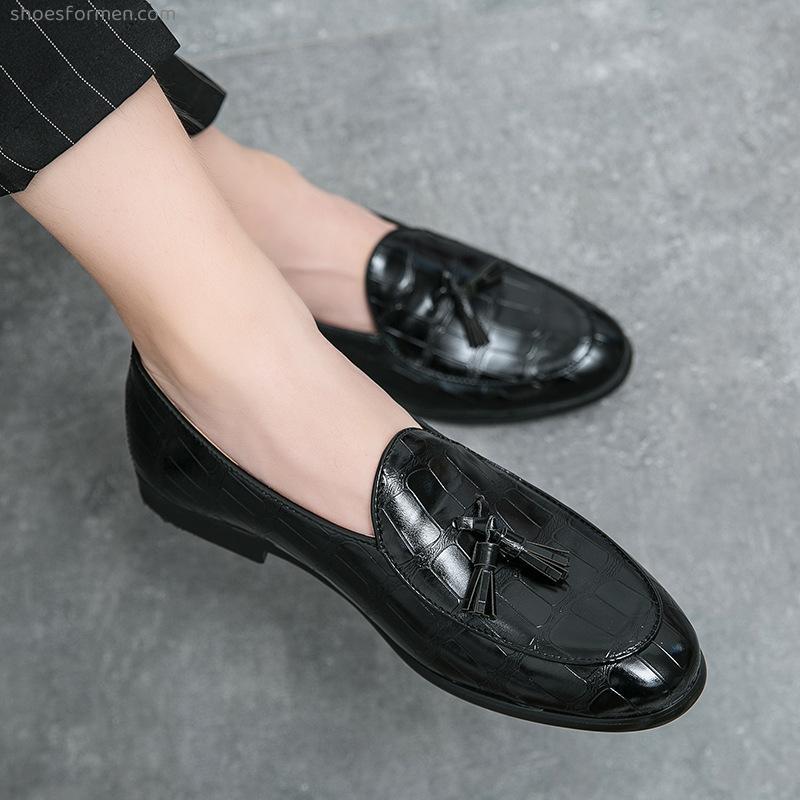 Men's shoe round head small leather shoes spring new fashion retro hairstyle flow Su Yinglun leisure single shoes