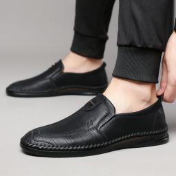 Men's Shoes Spring 2022 New Tide Men's Leather Shoes Leather Soft Bottom Middle -aged Shoes Versatile Casual Shoes Men