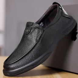 Men's shoes soft bottom soft leather music shoes, men's shoes, middle-aged leather sheepskin casual shoes, dad shoes