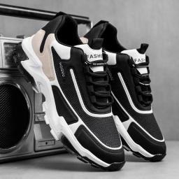 Men's sports shoes 2022 spring new flying tide shoes fashion Korean version of casual running shoes men's shoes