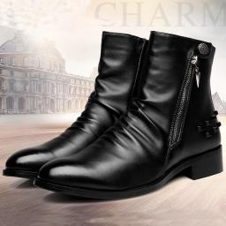 New men's boots leather boots, black Martin boots, rivets men's shoes, warm pointed scoop shoes men's high -top boots