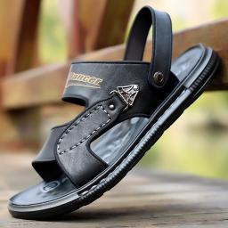 New summer men's toe -toe cowhide soft bottom leather sandals men's sandals dual -use simple casual beach slippers