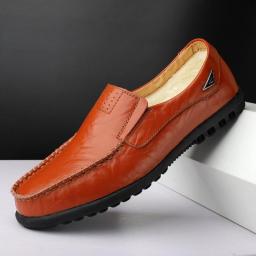Plus velvet warm bean shoes men's tide lazy shoes trend soft bottom Korean casual leather shoes male
