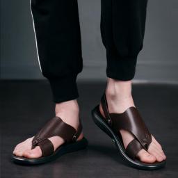 Sandals men's leather 2022 Summer new casual men's beach shoe outdoor pinch pinching sand slippers men wear two