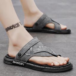Sandals men's summer 2022 new types of outdoor clamps anti-slip wear-resistant driving dual-use casual leather cold draft slippers