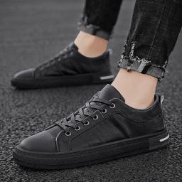 Simple solid color atmosphere low -top men's shoes in autumn and winter leisure small white shoes daily wear shoes