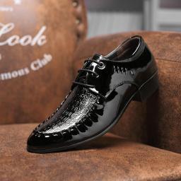 Spring And Autumn New Men's Shoes British Business Korean Version Of The Trend Dress Casual Shoes Men's Shoes Strap