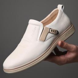 Spring and summer 2022 new men's shoes leather business casual shoes men's British set foot soft leather shoes