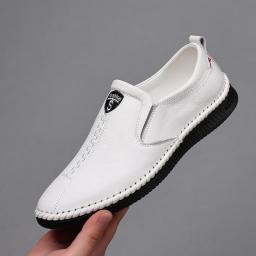 Spring And Summer Leather Men's Shoes Men's Soft Bottom New Casual Shoes Non-slip Breathable Peas Shoes Driving Shoes