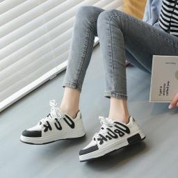 Spring small white shoes men's shoes Korean version of the flat -bottom trend women's shoes 2022 new casual couple shoes students