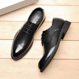 Summer men's soft skin breathable hollow shoes men's business casual is increasing high men's shoes