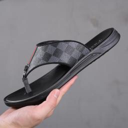 Summer new men's character drag wears student beach shoes men's trend personality Personalized Vietnamese cold slippers