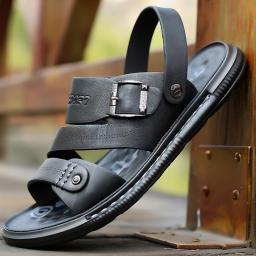Summer new men's leather beach shoes men's anti-slip breathing head layer leather casual slippers open toe two sandals